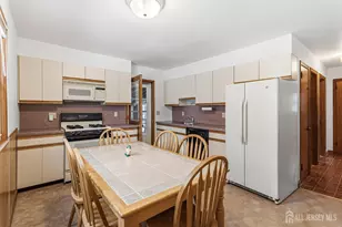 336 W Crescent Pkwy, South Plainfield, NJ 07080 - Photo 14