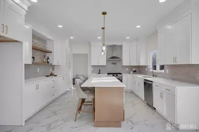 265 W Prescott Avenue N, Edison, NJ 08820 - Photo 16