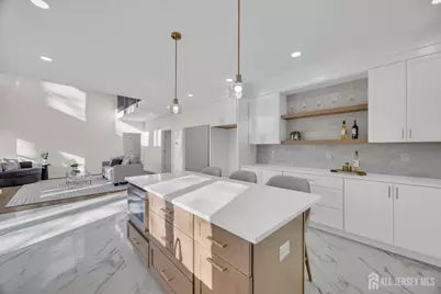 265 W Prescott Avenue N, Edison, NJ 08820 - Photo 20