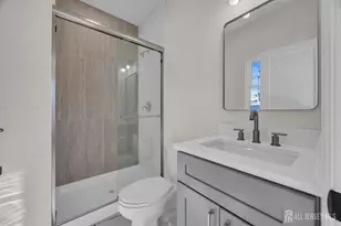 265 W Prescott Ave N, Edison, NJ 08820 - Photo 24