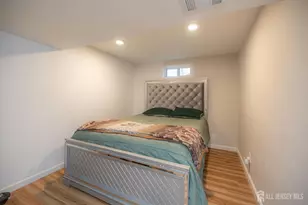 175 E Rosewood Ln, Port Reading, NJ 07064 - Photo 20