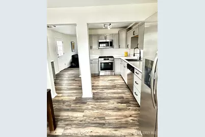 24 Susan Lane, East Brunswick Township, NJ 08816 - Photo 4