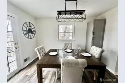 24 Susan Lane, East Brunswick Township, NJ 08816 - Photo 6