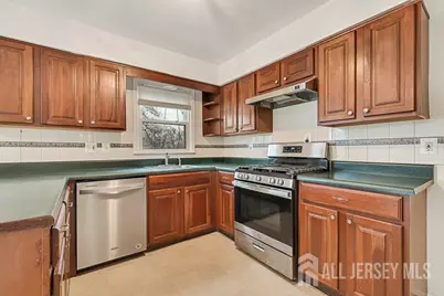 1040 Hillside Drive, North Brunswick Township, NJ 08902 - Photo 10