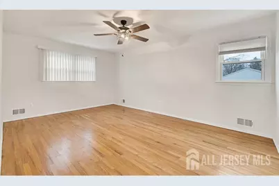 1040 Hillside Drive, North Brunswick Township, NJ 08902 - Photo 20