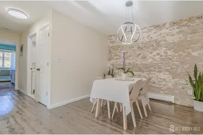 903 Cricket Lane, Woodbridge Township, NJ 07095 - Photo 6