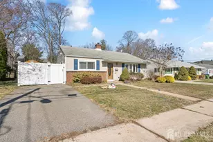 111 Ovington Ave, Edison, NJ 08817 - Photo 2