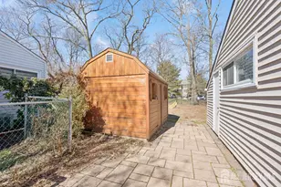 111 Ovington Ave, Edison, NJ 08817 - Photo 20