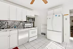 111 Ovington Ave, Edison, NJ 08817 - Photo 4