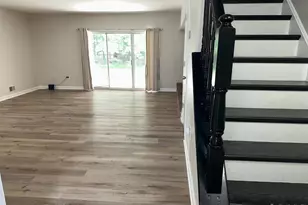 14 Albury Way, North Brunswick Township, NJ 08902 - Photo 4