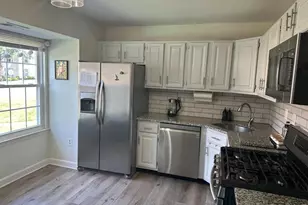 14 Albury Way, North Brunswick Township, NJ 08902 - Photo 10