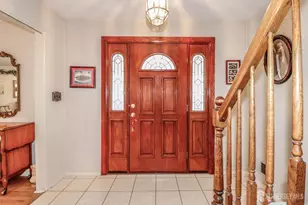 34 Timberlane Dr, Colonia, NJ 07067 - Photo 8