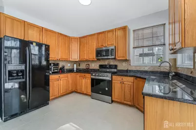66 Tennyson Road, East Windsor Township, NJ 08520 - Photo 10