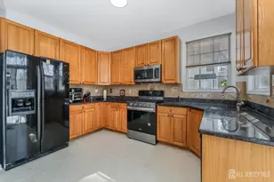 66 Tennyson Rd, East Windsor Township, NJ 08520 - Photo 10