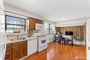 52 West Side Ave, Avenel, NJ 07001 - Photo 16