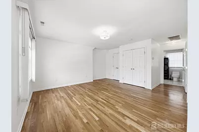 37 Jersey Avenue, Edison, NJ 08820 - Photo 4