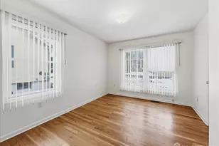 37 Jersey Ave, Edison, NJ 08820 - Photo 14