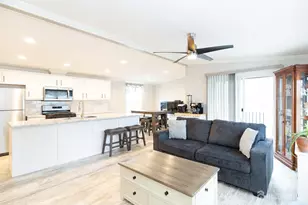 4 Oakdale Village Dr, South Brunswick Township, NJ 08902 - Photo 4