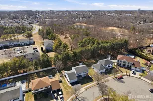 3 Locklin Ct, Sayreville, NJ 08872 - Photo 32