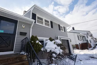 9 Bernath Street, Carteret, NJ 07008 - Photo 2