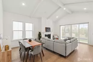 43 Brewer Wy, Plainsboro Township, NJ 08536 - Photo 6