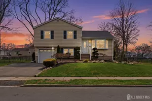 215 Oak Manor Pkwy, South Plainfield, NJ 07080 - Photo 2