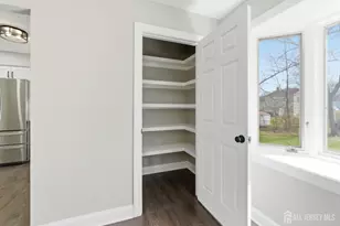 215 Oak Manor Pkwy, South Plainfield, NJ 07080 - Photo 10