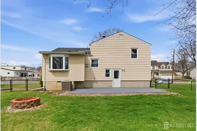 215 Oakmanor Parkway, South Plainfield, NJ 07080 - Photo 32