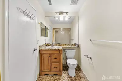 163 Hidden Hollow Court, Edison, NJ 08820 - Photo 20