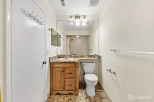 163 Hidden Hollow Ct, Edison, NJ 08820 - Photo 20