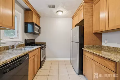 92 Paul Robeson Boulevard, New Brunswick, NJ 08901 - Photo 12