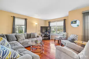 216 Copeley Way, North Brunswick Township, NJ 08902 - Photo 2