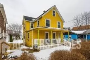 88 Woodbridge Ave, Sewaren, NJ 07077 - Photo 2