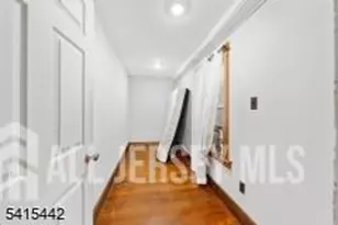 88 Woodbridge Ave, Sewaren, NJ 07077 - Photo 14