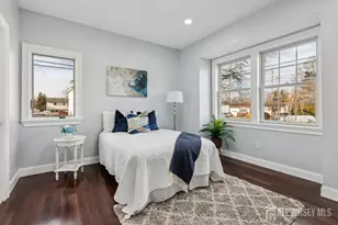 239 Suttons Ln, Edison, NJ 08817 - Photo 18