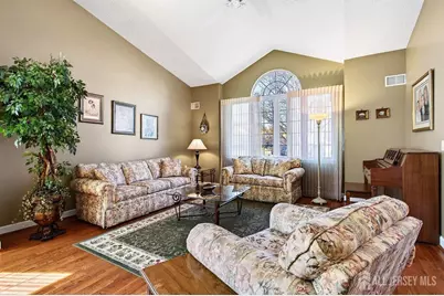 17 Gormley Lane, Monroe Township, NJ 08831 - Photo 6