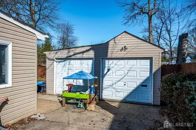 244 W Prescott Avenue W, Edison, NJ 08820 - Photo 38