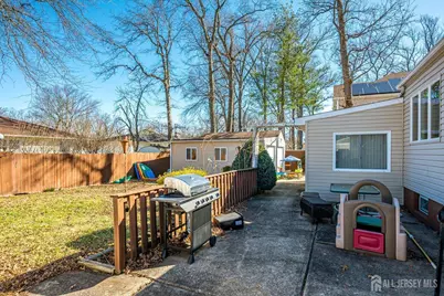 244 W Prescott Avenue W, Edison, NJ 08820 - Photo 36