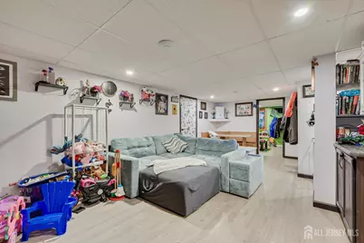 244 W Prescott Avenue W, Edison, NJ 08820 - Photo 28