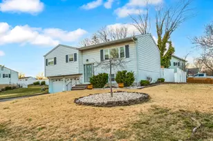 424 Rivercrest Dr, Piscataway Township, NJ 08854 - Photo 2