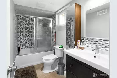 424 Rivercrest Drive, Piscataway Township, NJ 08854 - Photo 8