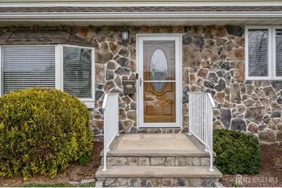 112 McKinley Avenue, Colonia, NJ 07067 - Photo 2