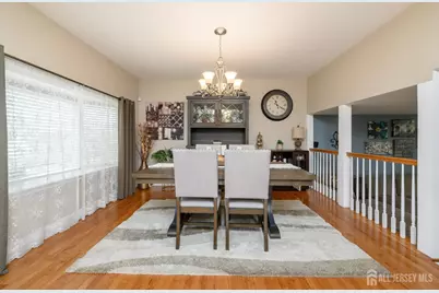 112 McKinley Avenue, Colonia, NJ 07067 - Photo 8