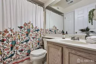 517 Waterford Dr, Edison, NJ 08817 - Photo 14