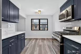 1518 Raspberry Ct, Edison, NJ 08817 - Photo 4