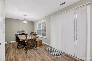 51 Lantern Ln, Sayreville, NJ 08872 - Photo 4