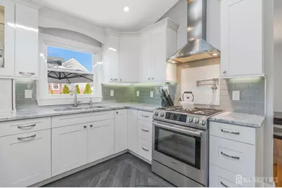 230 Melrose Avenue, Middlesex, NJ 08846 - Photo 12