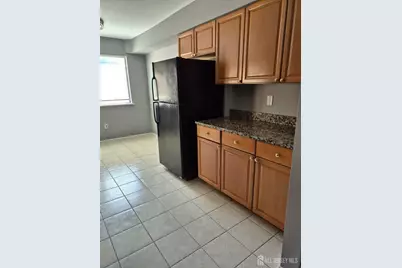 915 Edison Glen Terrace, Edison, NJ 08837 - Photo 4