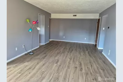 915 Edison Glen Terrace, Edison, NJ 08837 - Photo 16