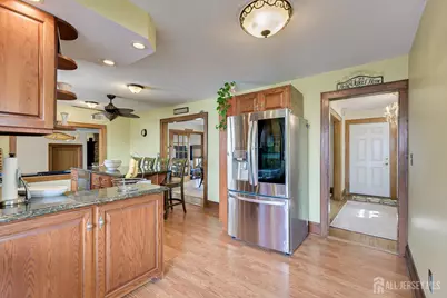 3788 Park Avenue, Edison, NJ 08820 - Photo 12